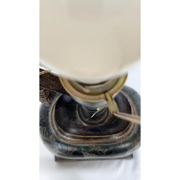 Vintage Ceramic Table Lamp Etched Floral w/ Shade & Ornate Pull Chain 18" - Picture 9 of 12